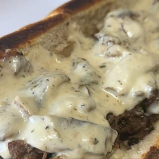 Italiano Mohawk Cheesesteak
