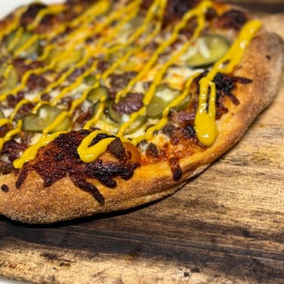 Bacon Cheeseburger Pizza