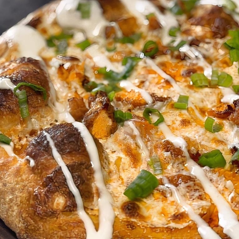 Buffalo Chicken Pizza Delight